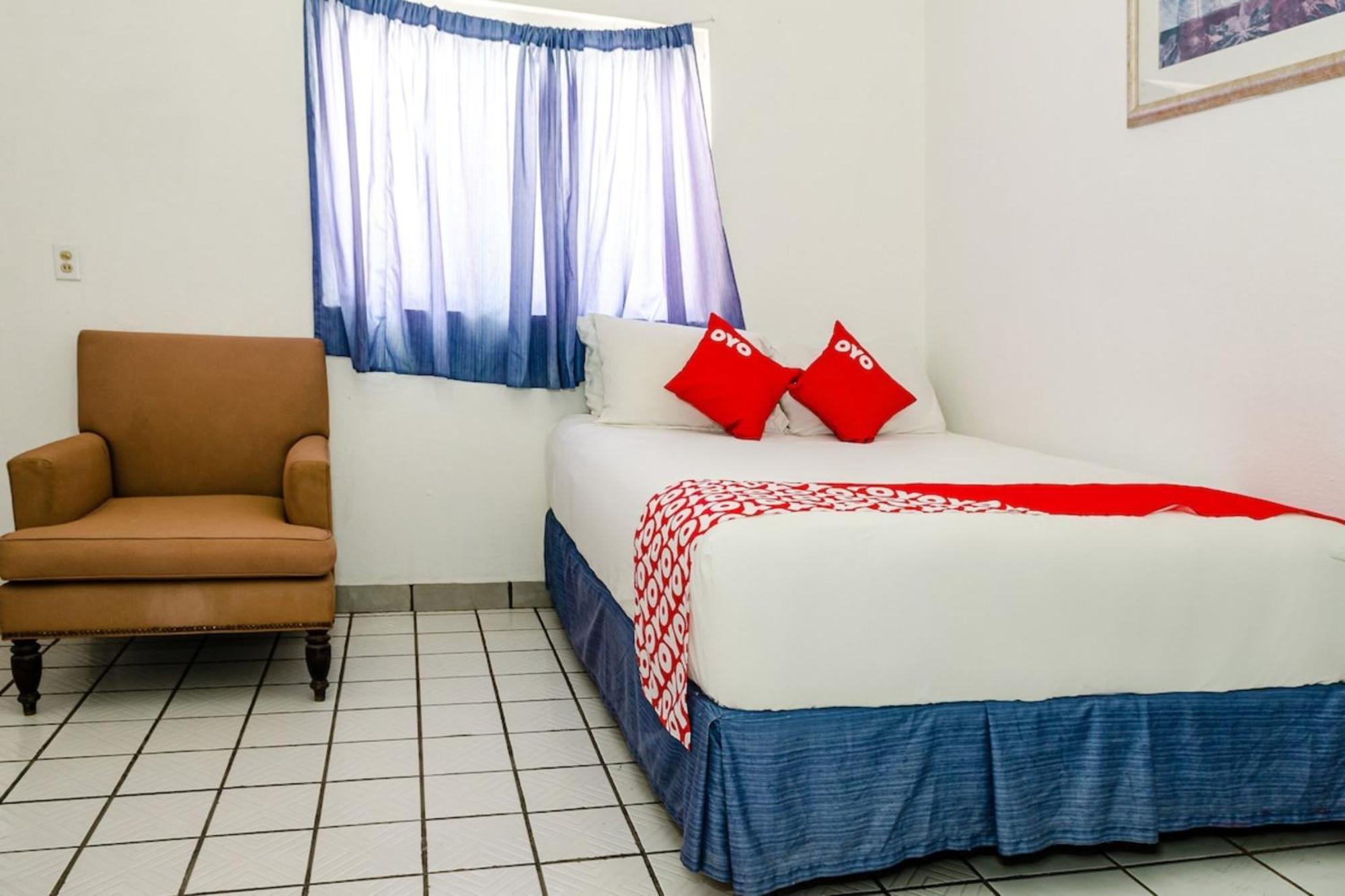 Oyo Hotel Cabo Del Sur, Cabo San Lucas Extérieur photo